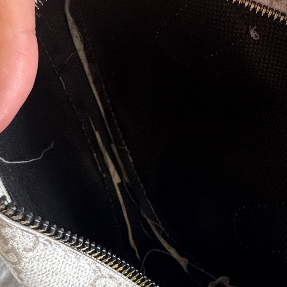 Fashion bags White Crossbody Bag with Green and Red Stripes - Picture 7 of 7